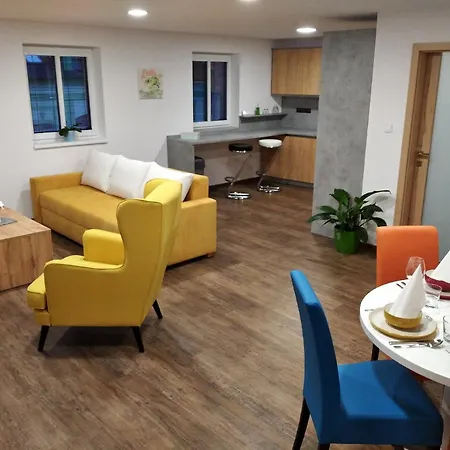 Shiny * Spišská Nová Ves